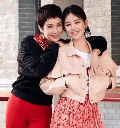 港媒曝马思纯抑郁严重出国治病后援会紧急辟谣,行程曝光疑点多
