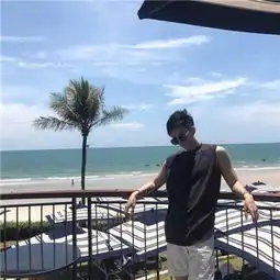 2018好哥们好兄弟头像两张一人一张我不认生但也难熟
