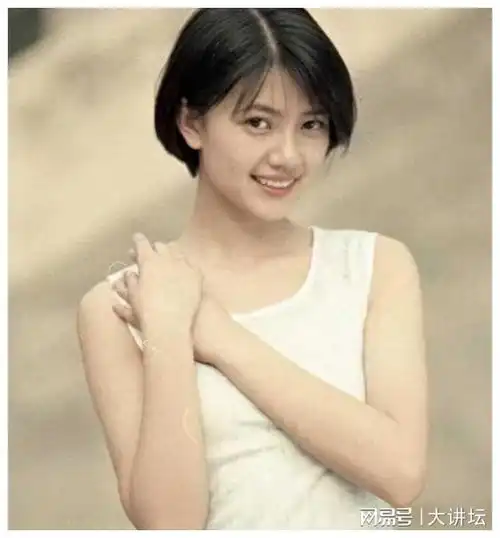 高圆圆的真实面貌曝光,男人心目中的完美女神露真容
