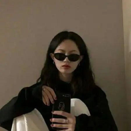 欧美超拽女头像,另类社会女羡煞旁人
