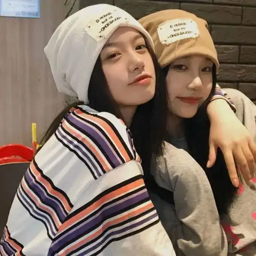 双人闺蜜头像关系越好合照越少
