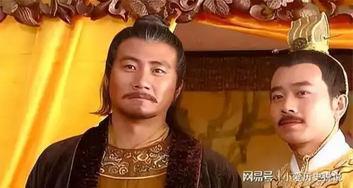 侍卫救下落水太子,朱元璋穿着整齐的升官,脱掉衣服的杀了
