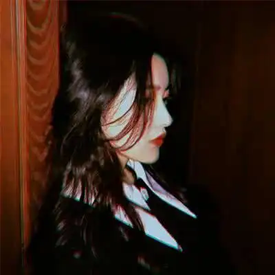 愿我往后余生,无坚不摧,不被感情所困扰
