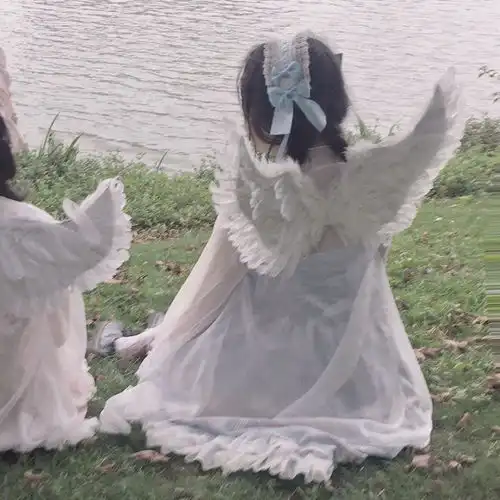 还在用情头最近流行洛丽塔小翅膀闺蜜头像,张张甜掉大牙
