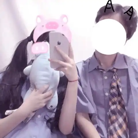 情侣头像还不换最近这样的不露脸头像火了用上敲特别
