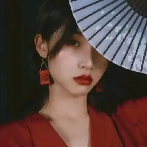 新年红色头像元气满满
