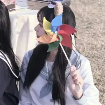 2021漂亮女生闺蜜头像两人
