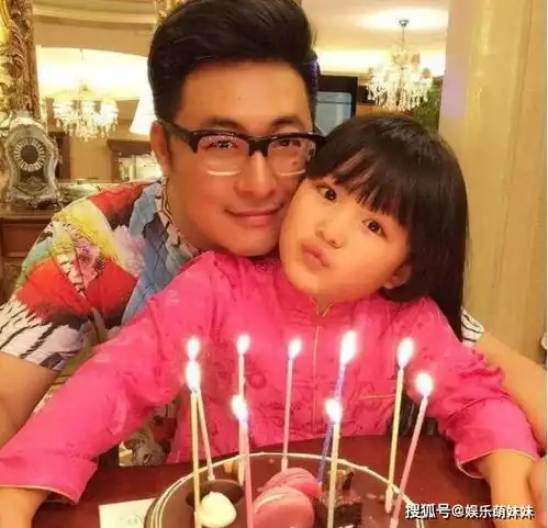 参观李湘现实的家,每一处都是土豪设计,夫妻二人捞金能力太强了
