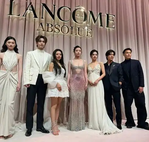 被身材连累的红毯美人,只看脸风情万种,拉全景就被公开处刑
