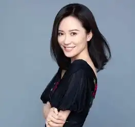 她是47岁还美如17岁的真公主现在活成女人最风情万种的模样
