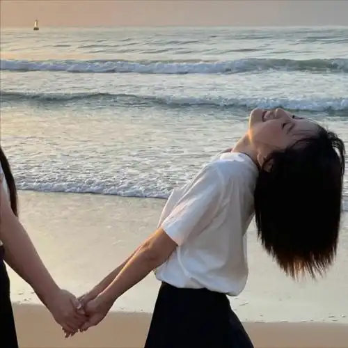 ins超甜闺蜜头像
