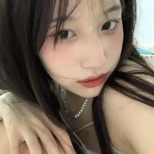 精选优质温柔小众好看的女生头像282