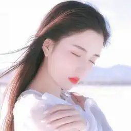 女生微博闺蜜头像一人一张2018其实爱对了人情人节每天都过
