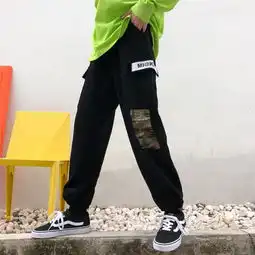 s圆点印花黑色百搭蓬蓬裙
