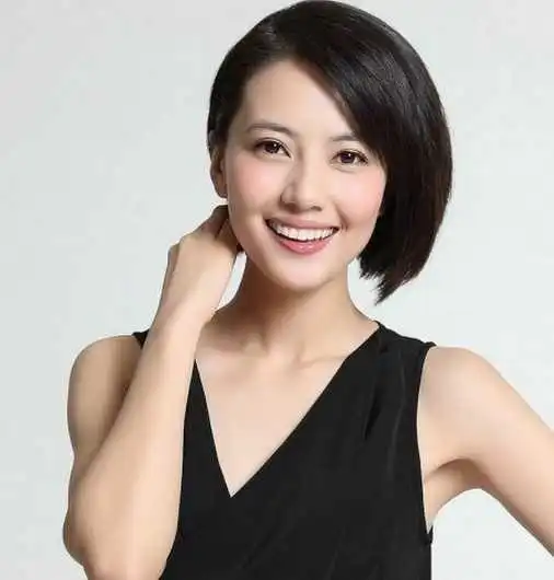 2021最潮女明星时尚短发发型

