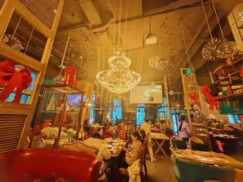 258逛商场河西这家商场里藏了好多宝藏店铺
