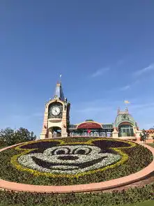 游上海迪士尼乐园,第1晚住上海迪士尼乐园酒店,第2晚住上海索菲特海仑宾馆法资酒店,近南京路自助双早12岁以下儿童免费
