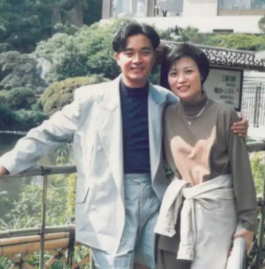 2003年,张国荣24楼一跃而下,临终致电向太信不信我没得抑郁症
