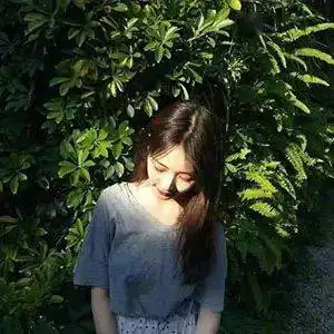 敏感的人爱胡思乱想,心软的人爱自讨苦吃
