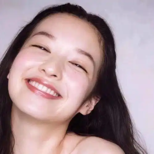 个性男女生微信头像
