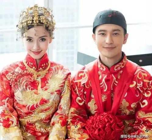 黄晓明baby现身医院,孩子衣服却成为焦点,暴露夫妻之间真实关系
