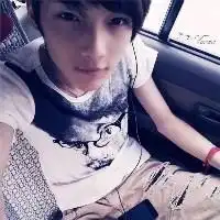 侯铭源
