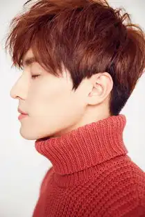 型男高泰宇治愈系写真曝光感恩节传送笑容
