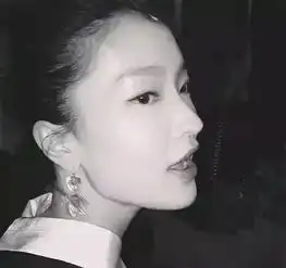 为什么女生都喜欢她这张禁欲脸
