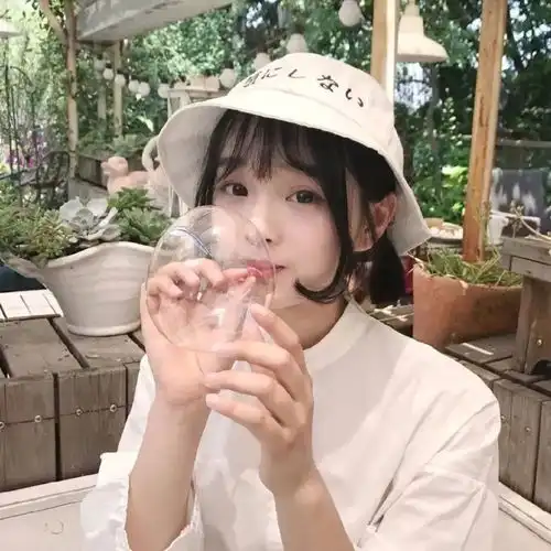 女生头像.jpg
