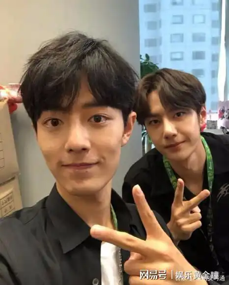 肖战王一博发糖社会主义兄弟之情好甜啊
