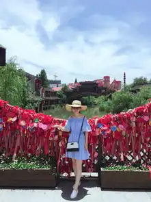 住杭州宋城千古情主题酒店1晚情侣童趣藏族4人住家庭套房游宋城景区千古情贵宾席演出票,可选超值特惠西湖畅游套餐
