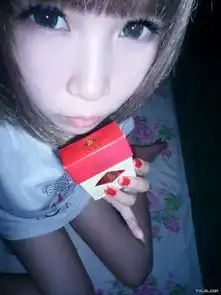 这个女生谁认识求她的资料
