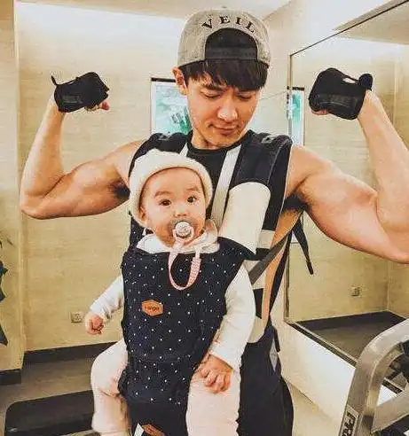 高云翔换头像,这是后悔了
