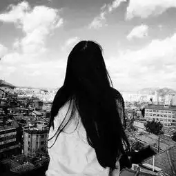 没有一个女孩不会遇见渣男
