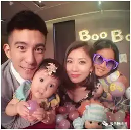 贾静雯为他生三个孩子,她得到的回报修杰楷做结扎手术
