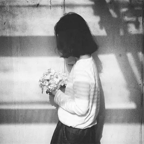 2020年娱乐圈第一场雪肖战粉丝事件,偶像应不应该为粉丝买单
