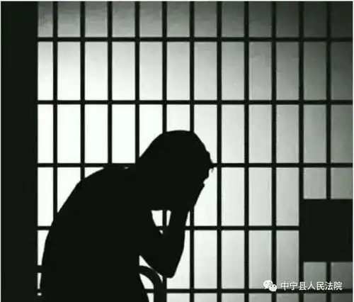 中卫一女子因丈夫爱喝酒起争执后,被丈夫推搡撞击后心脏病突发猝死
