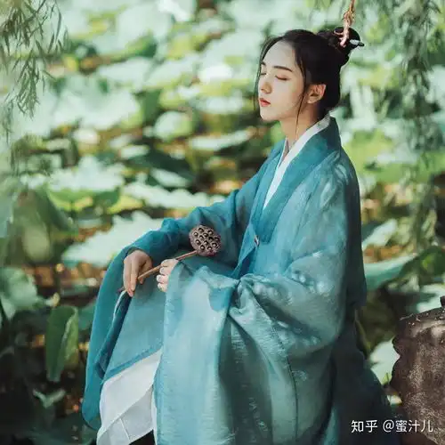 男款汉服在哪买好点
