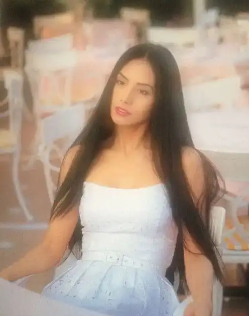 戏中风情万种,现实却婚姻不幸遭马景涛家暴,如今54岁活出真我
