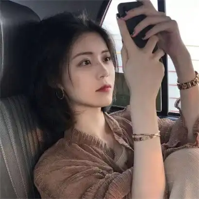 清爽好看的女生头像,漏耳长发干净又时尚的
