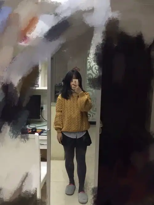 更新薄荷绿上衣和小仙女裙啦
