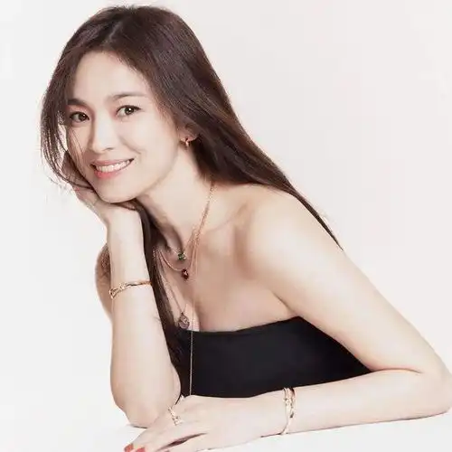 韩国女星宋慧乔图片
