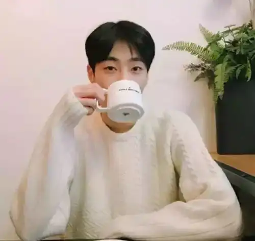 不喜欢欧美发型适合亚洲男生的三大范本帅上天
