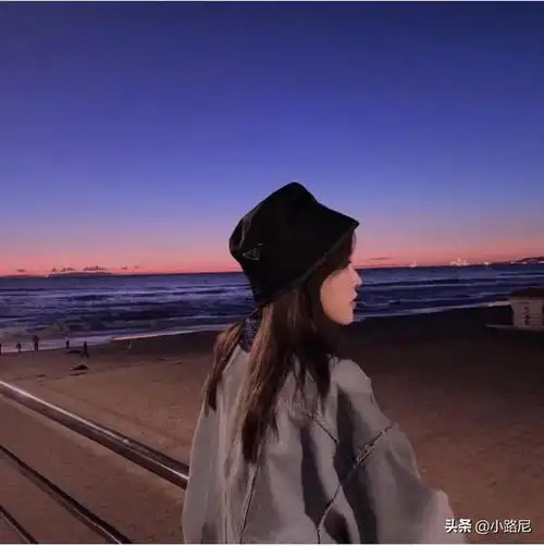 第二十篇好看的背影侧脸头像女生最爱的真人头像,太美了
