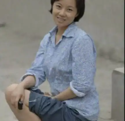 闫妮一双妩媚眼,一口陕西话,成为荧幕上风情万种的代名词
