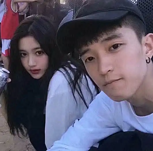 异性聊天时,对方总突然消失,高情商的都用这3招反击
