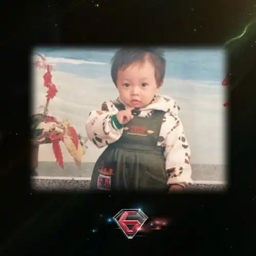 极限男人帮曝童年照黄磊像王菲孙红雷你能认出来吗
