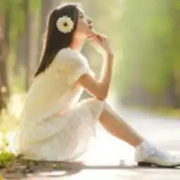 有这个的情侣头像吗
