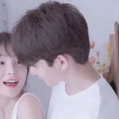 如果你不谈恋爱请把我的微信推给有需要的人谢谢
