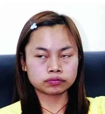 大哥,我有没有这么丑啊
